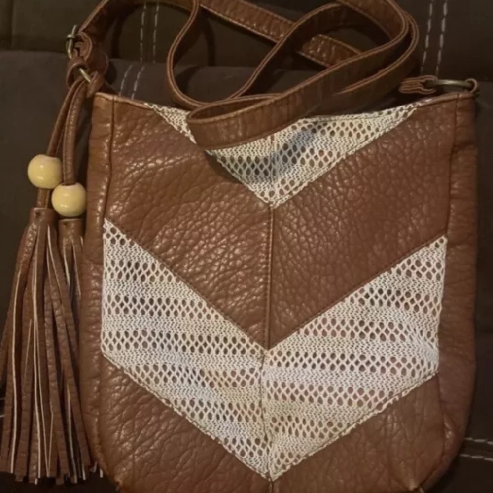 Boho Chic Leather 70s 80s 90s Crossbody Purse With Tassels